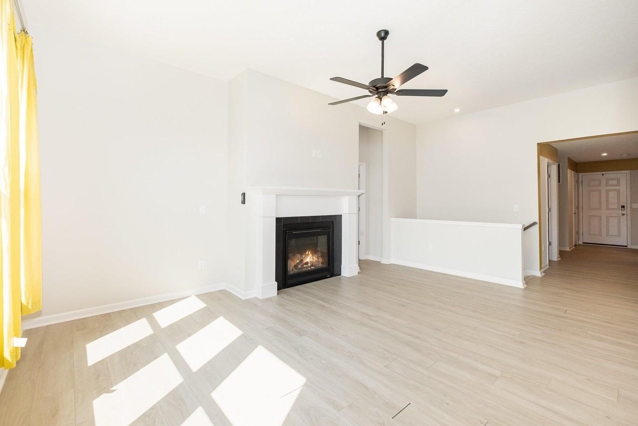 11035 Woodmont Way - Photo 7 of 25