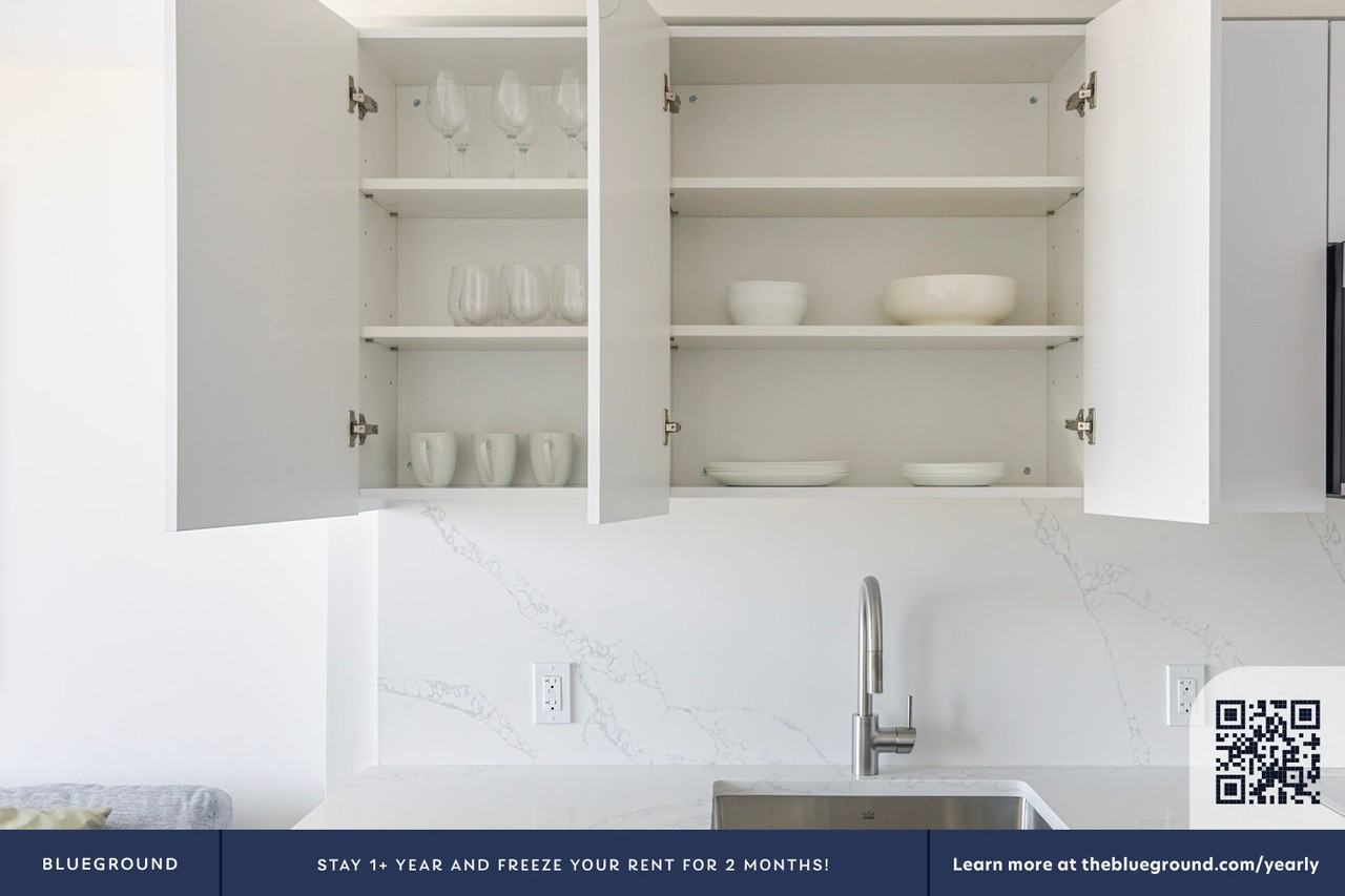 159 Boerum St #2012 - Photo 7 of 25
