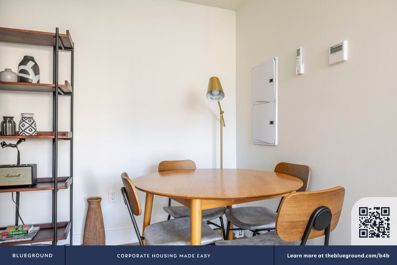 611 N Virgil Ave #1334 - Photo 6 of 26