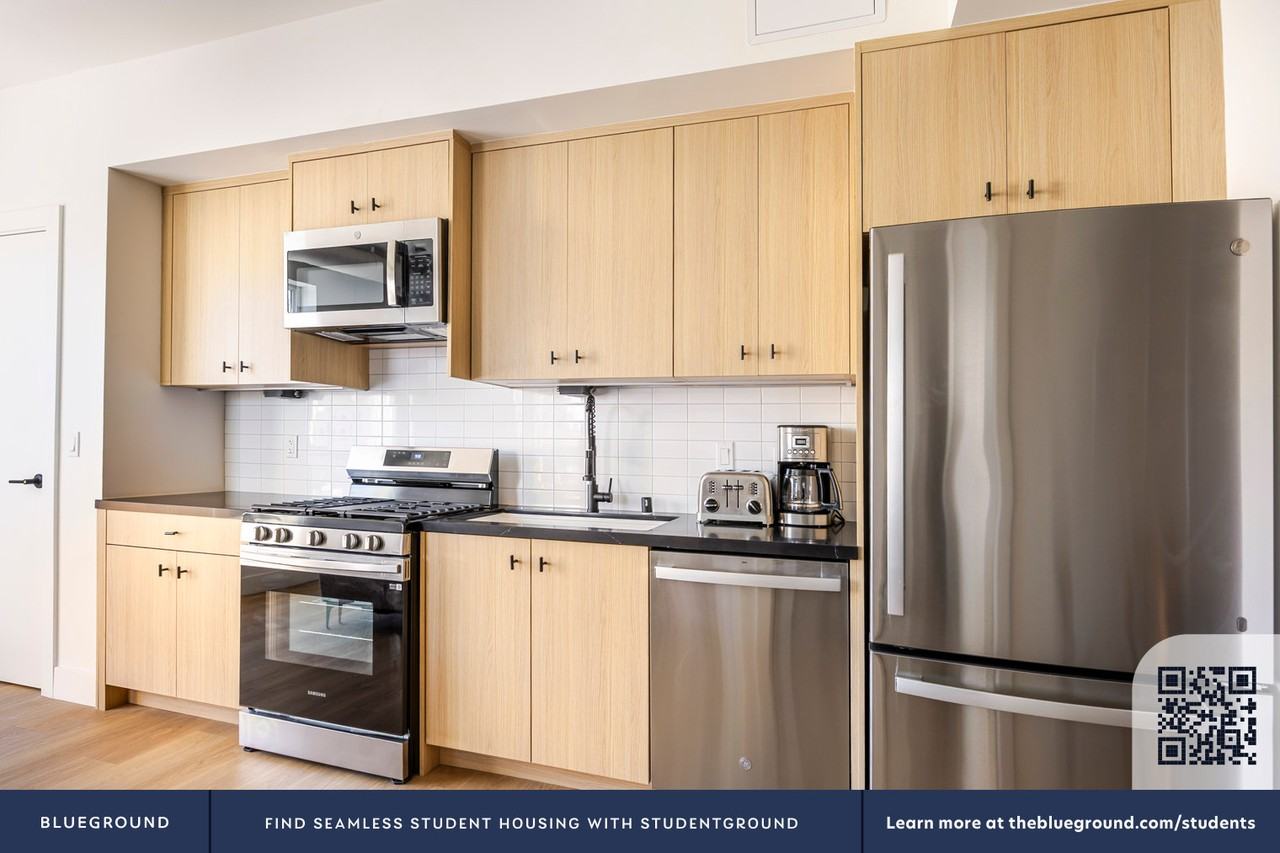 611 N Virgil Ave #1334 - Photo 7 of 26