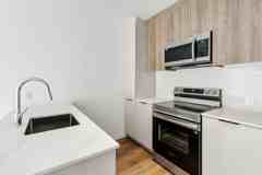 816 2e Avenue - Photo 1 of 1