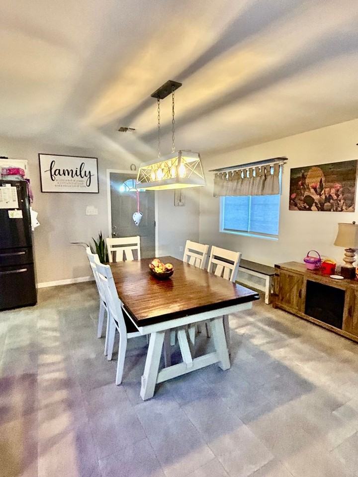 13407 East 55th Street - Photo 4 of 11