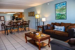 featured image of 2401 Gulf Blvd