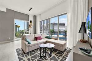 featured image of 4010 South Ocean Drive
