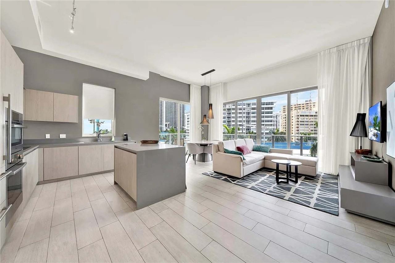 4010 S Ocean Dr #1343386P - Photo 3 of 28