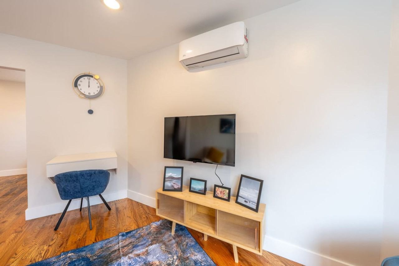 33 Adams Street - Photo 4 of 22