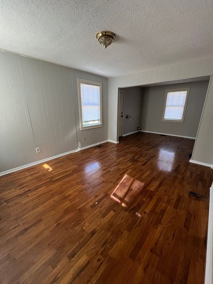 2206 Hillside Ave - Photo 3 of 13