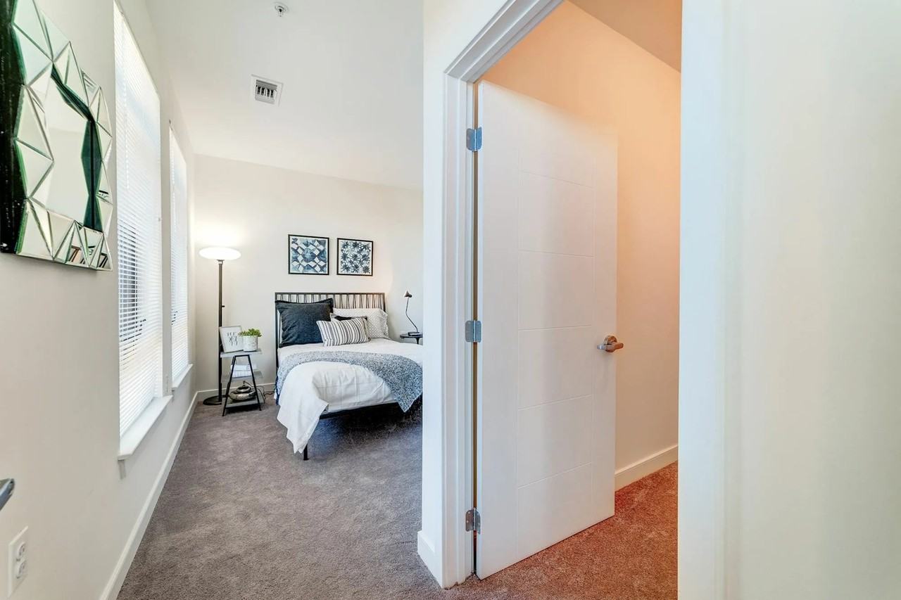 Maple View Flats - Photo 4 of 34