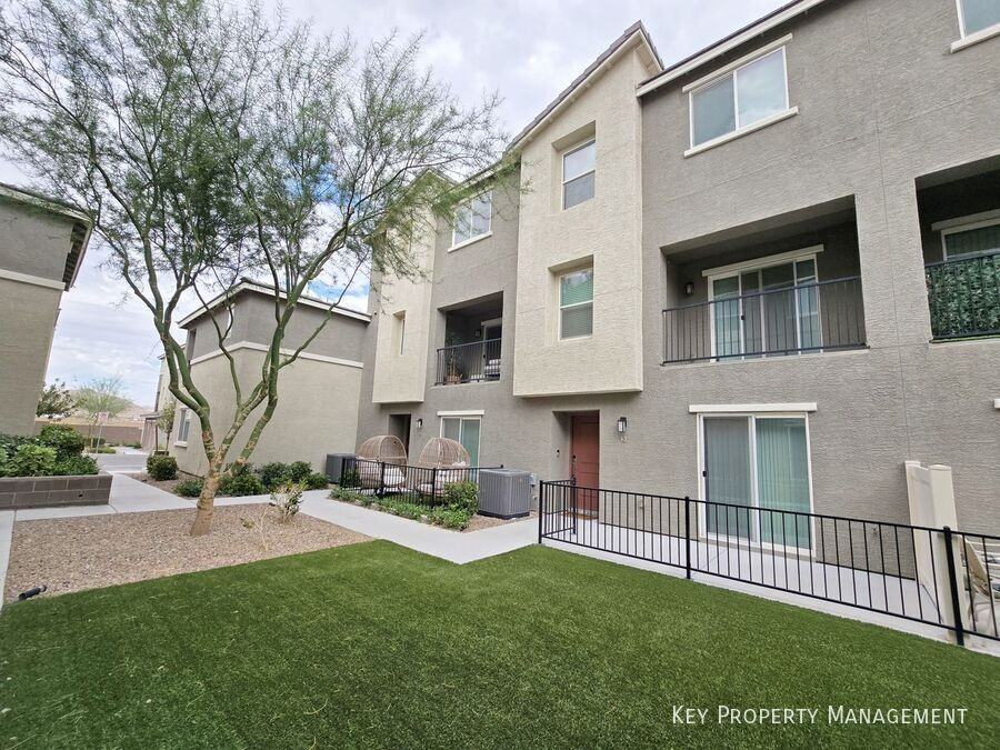 2843 Kona Blue Lane #3 - Photo 3 of 36