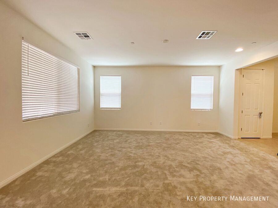 362 Espressivo St - Photo 4 of 22