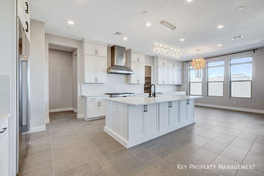 10632 Rolling Vista Drive - Photo 5 of 19