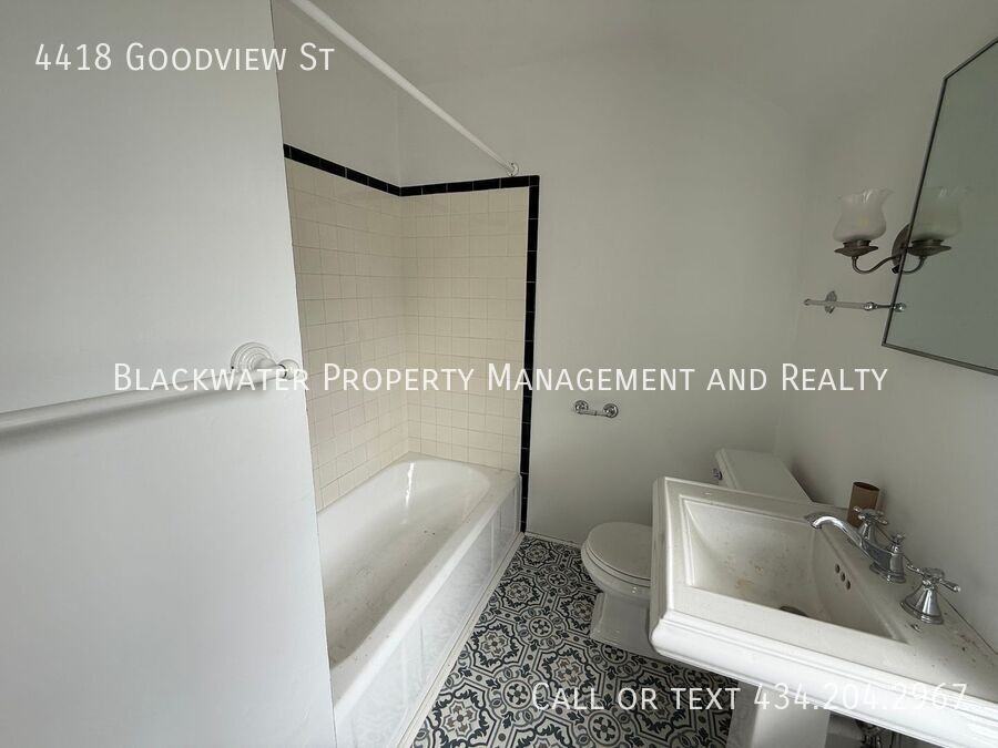 4418 Goodview Street - Photo 4 of 11