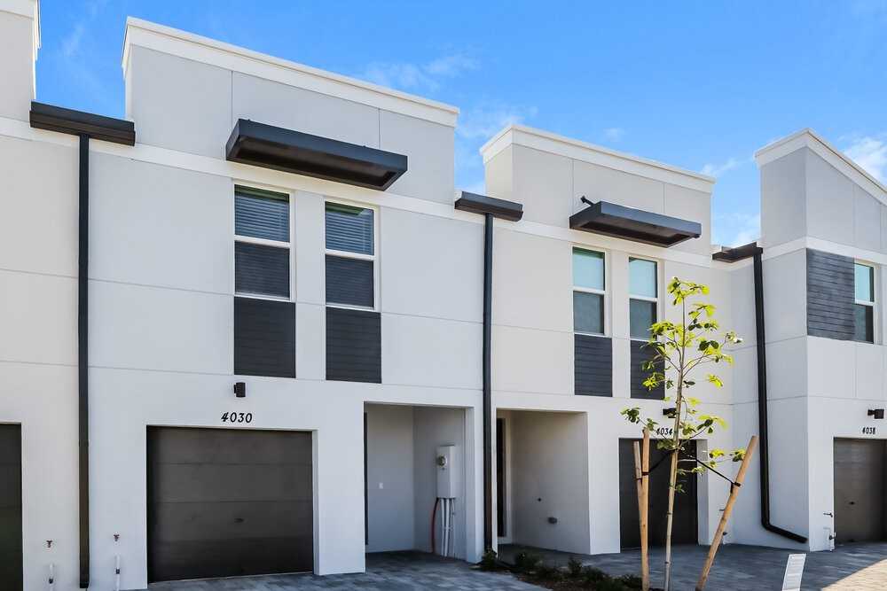 4030 Hot Springs Ave - Photo 5 of 17