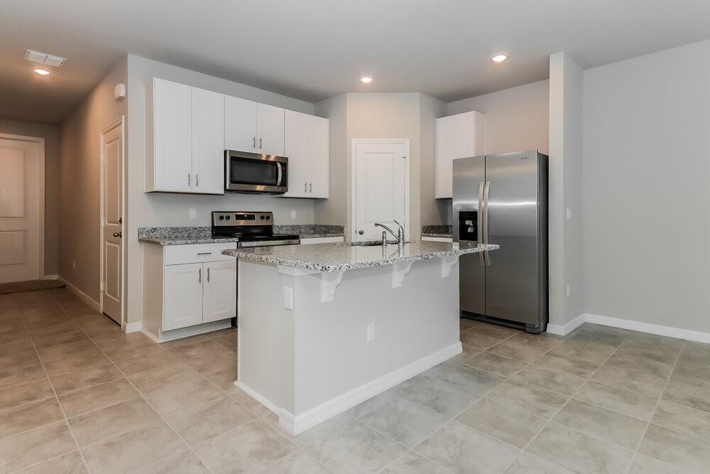 4030 Hot Springs Ave - Photo 7 of 17