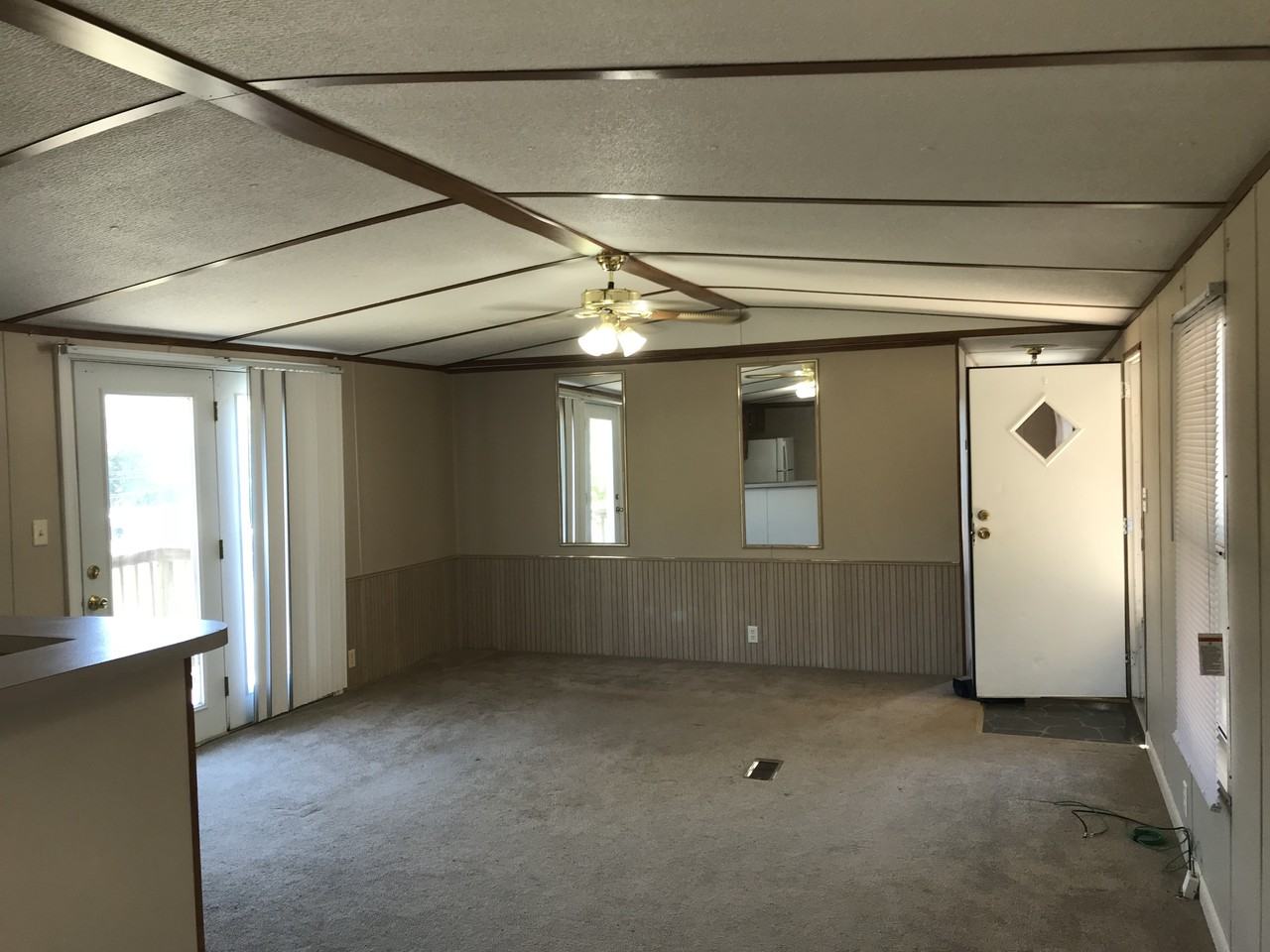 133 James Way - Photo 2 of 7