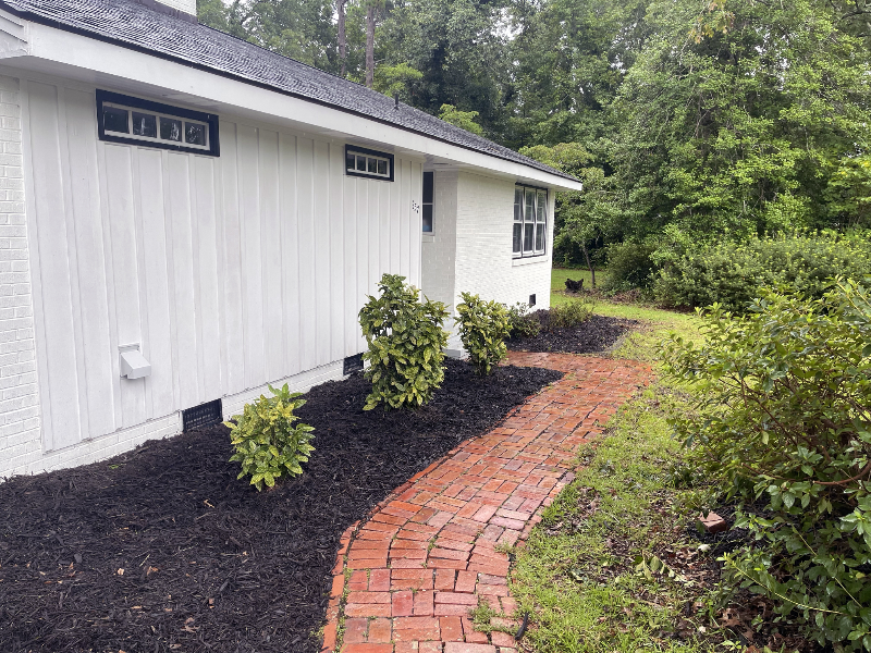 657 Wildwood Road - Photo 3 of 17