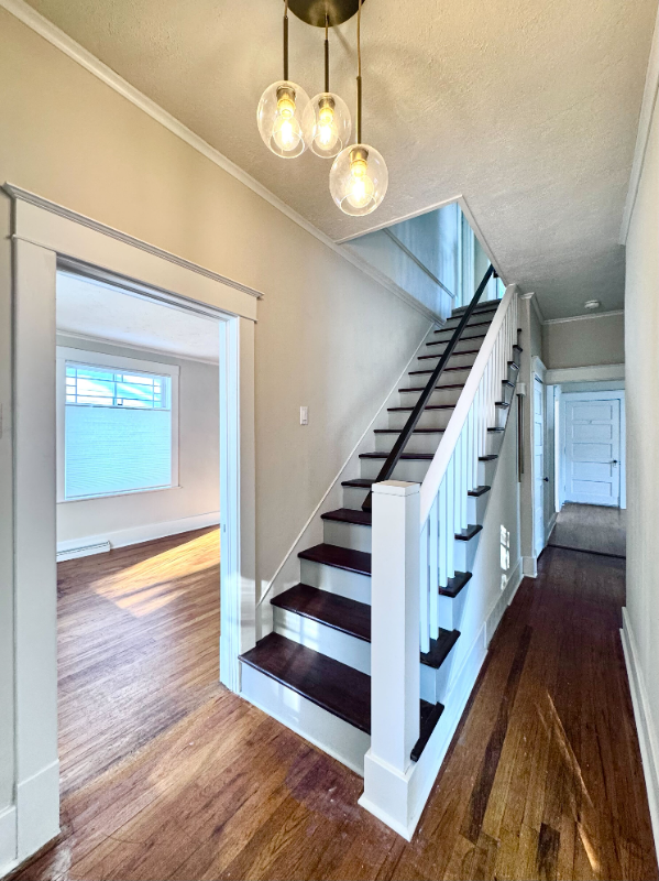 7 E Curtiss St - Photo 3 of 17