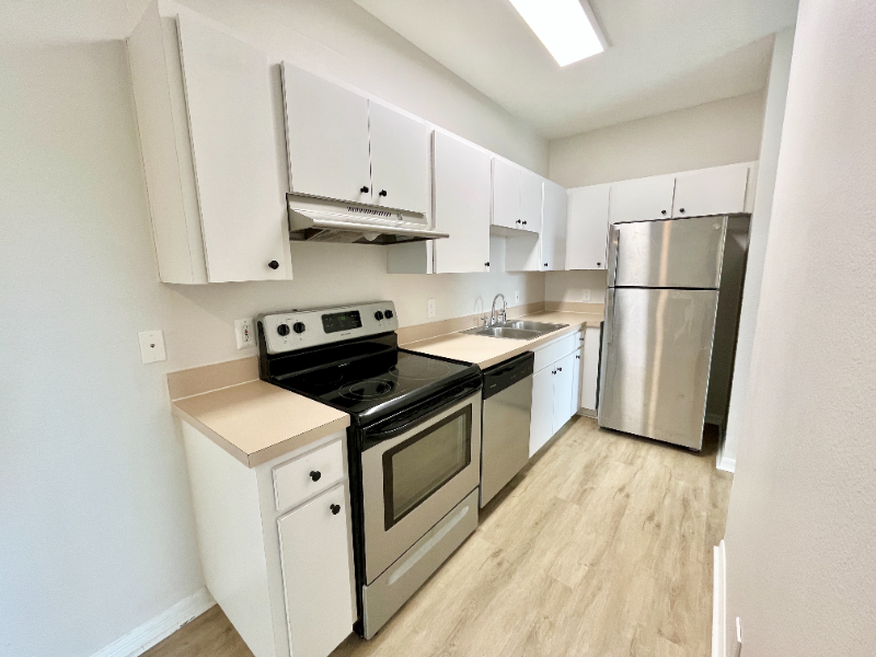 2403 West Platt Street - Photo 5 of 16