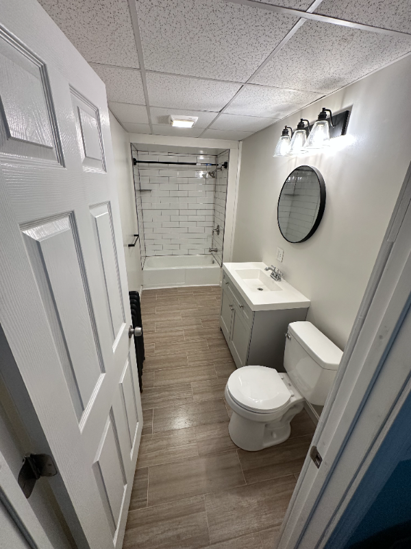 62 Lakewood St #1 - Photo 3 of 5