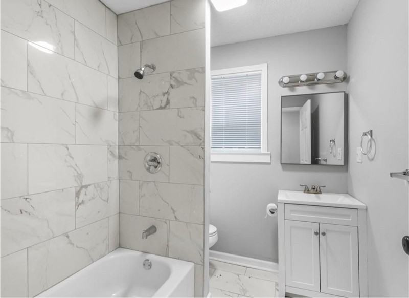 2243 Spruce Avenue - Photo 6 of 8