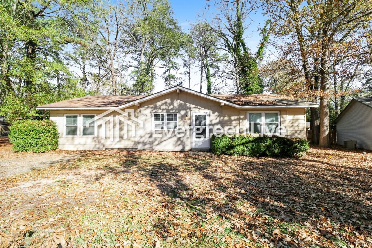 923 Edgehill Dr - Photo 2 of 16