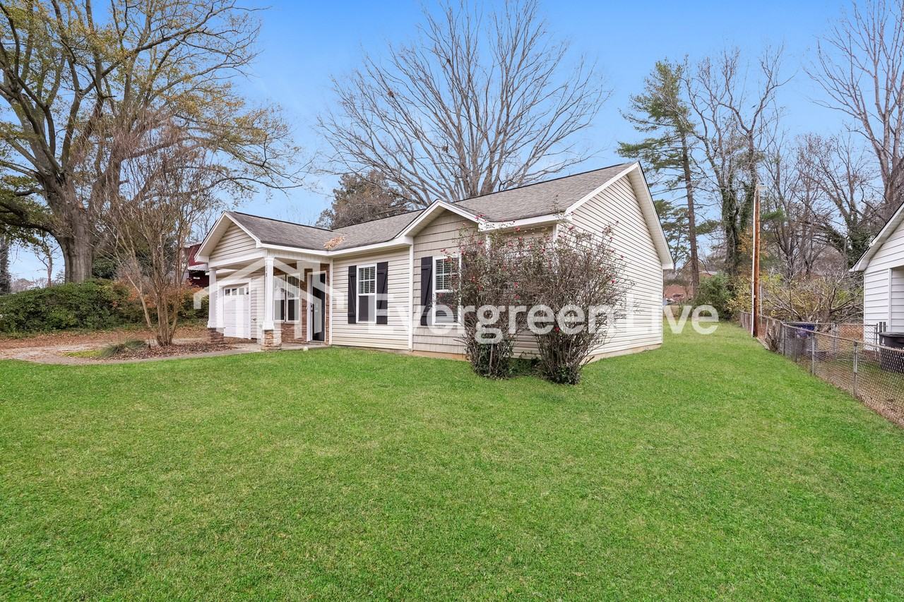 518 Harper St - Photo 3 of 16