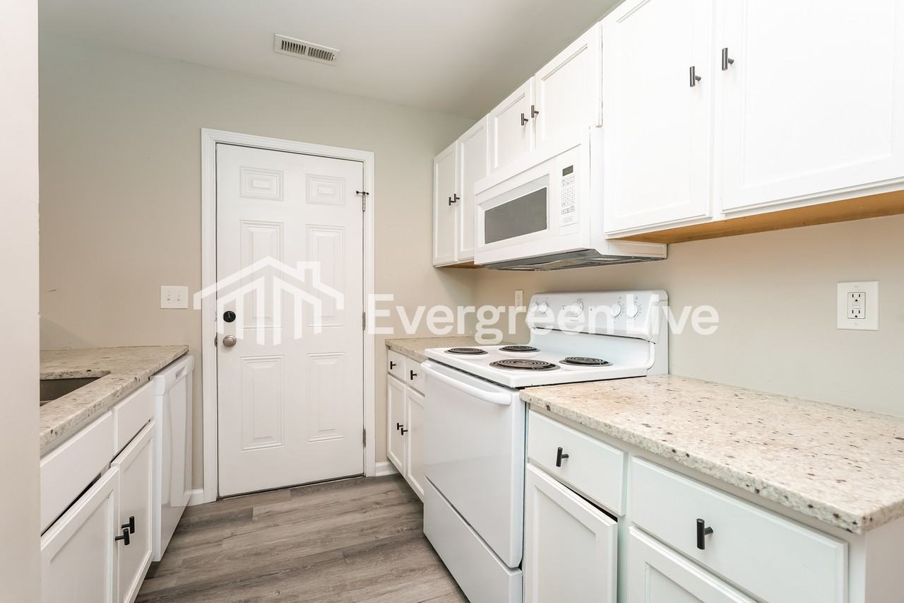 518 Harper St - Photo 7 of 16