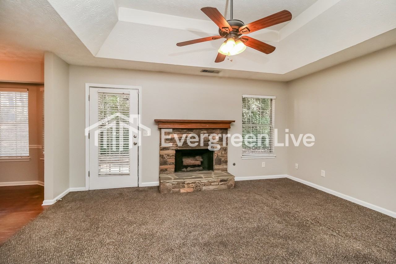 9280 Scarlett Dr Sw - Photo 4 of 16