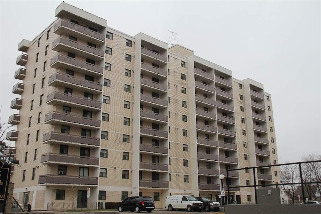 182 Church Street, East - Photo 7 of 36