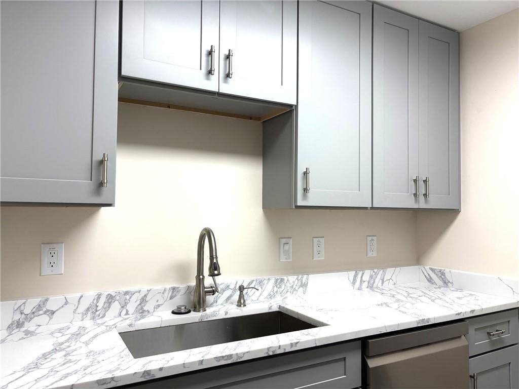 895 Brickleridge Lane - Photo 3 of 22