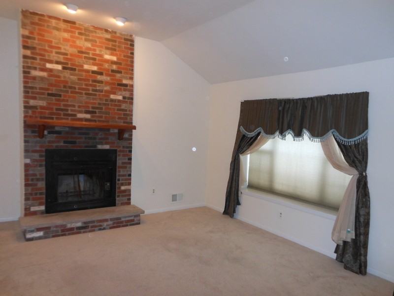 39 W Lake Ct #39 - Photo 2 of 7