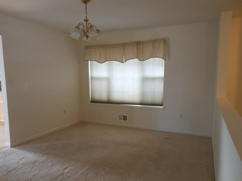 39 W Lake Ct #39 - Photo 3 of 7