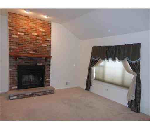 39 W Lake Ct - Photo 3 of 8