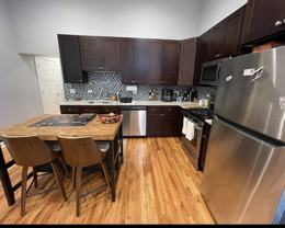 W Montrose Ave & N Winchester Ave - Photo 1 of 1