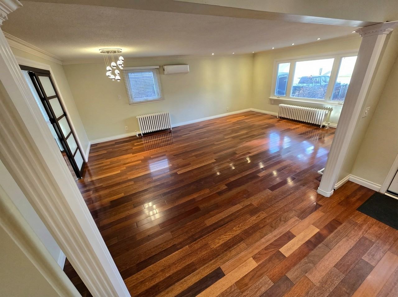 1568 Cawthra Court - Photo 4 of 33