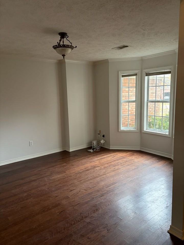 89 Fountain Dale Drive - Photo 5 of 44