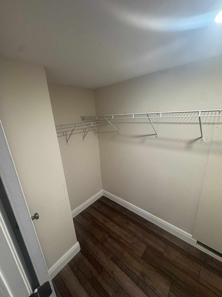 2816 E Lake Rd #NA - Photo 6 of 11