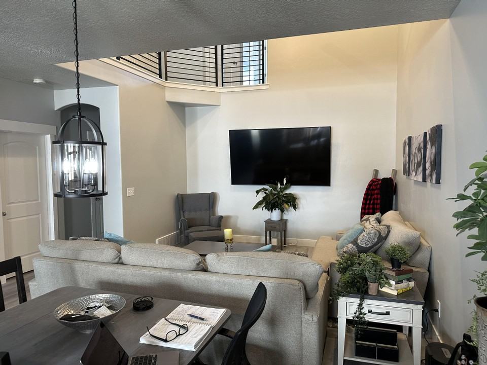 1353 N 3740 W - Photo 3 of 13