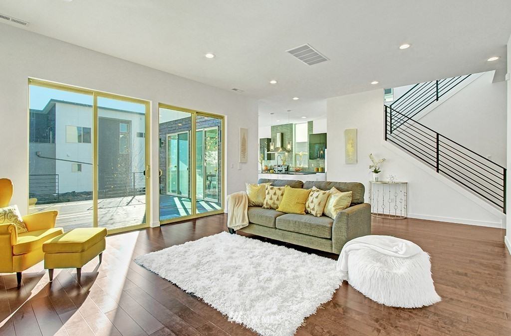 2105 South Orcas Street #NA - Photo 2 of 22