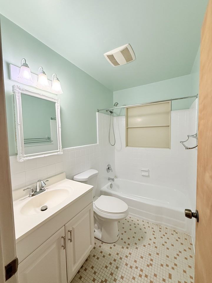 104 Bowen St #A - Photo 6 of 6