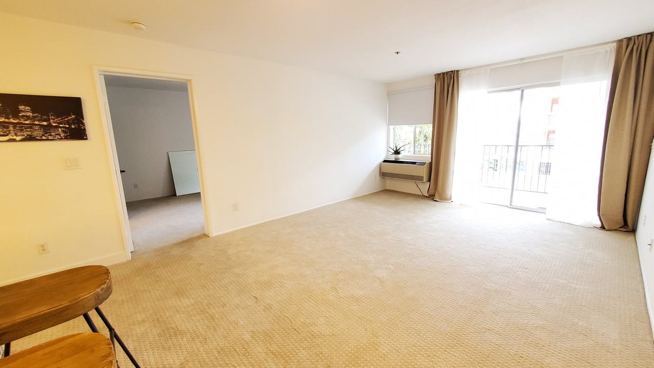 3815 Georgia Street #204 - Photo 5 of 12