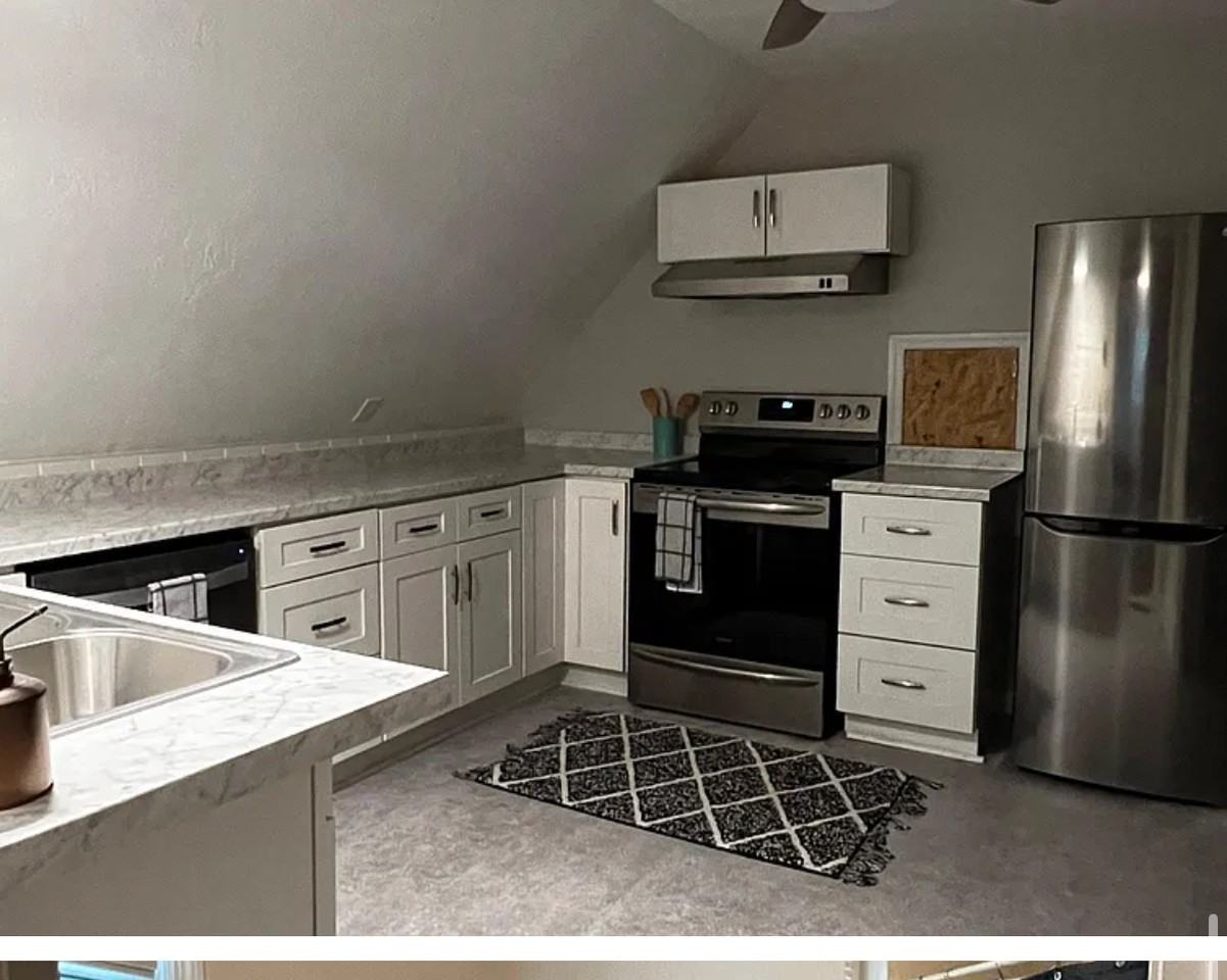 112 Fiske St #B - Photo 3 of 5