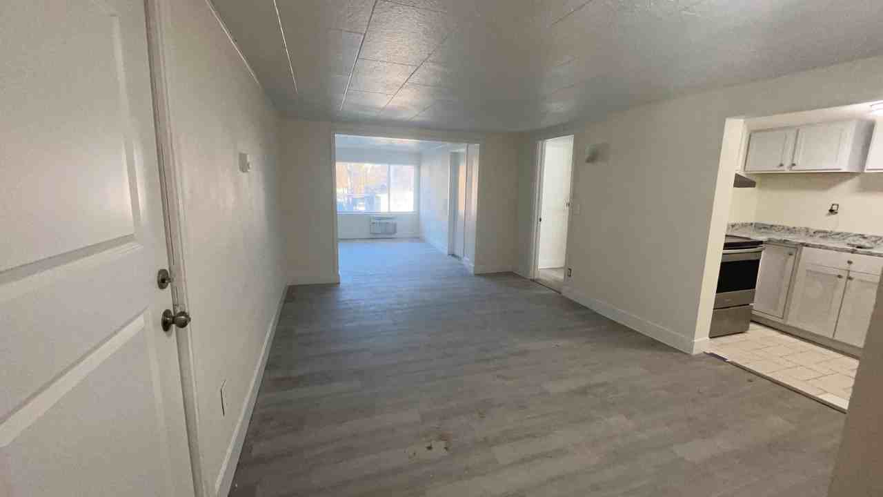 5314 W Sunset Hwy - Photo 5 of 15