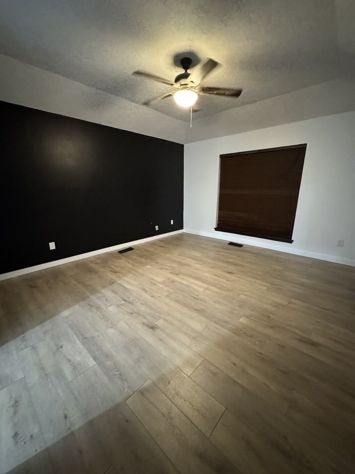 12901 Ne 36th St #NA - Photo 7 of 11