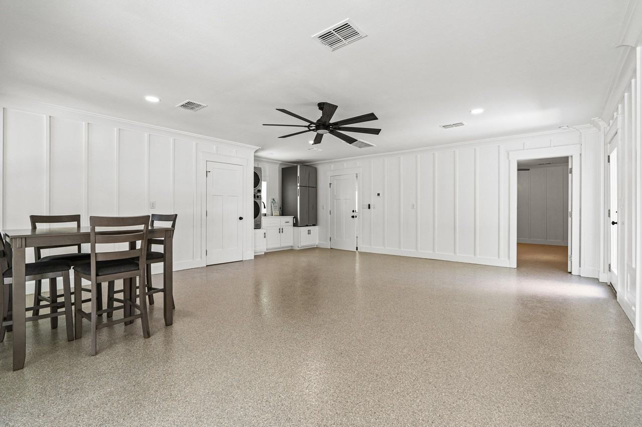 202 Northeast 2nd Avenue #2 - Photo 6 of 16