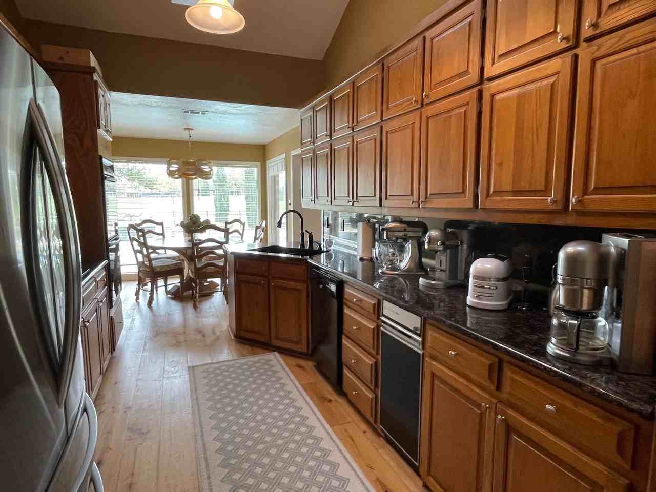 10 Riviera Ct #NA - Photo 7 of 16