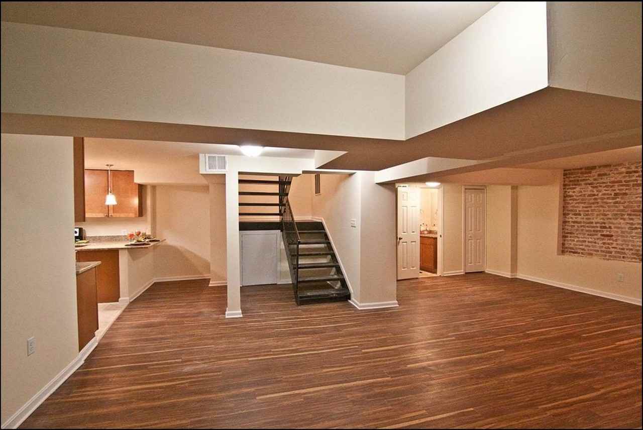 Oaklawn Apartments - Photo 6 of 24