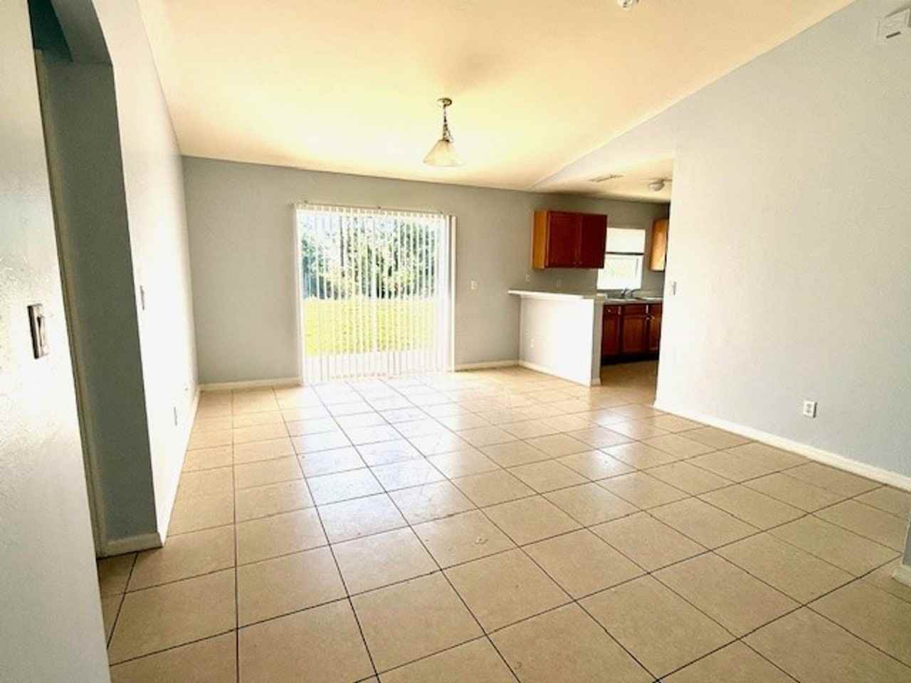 4831 28th St Sw - Photo 2 of 10