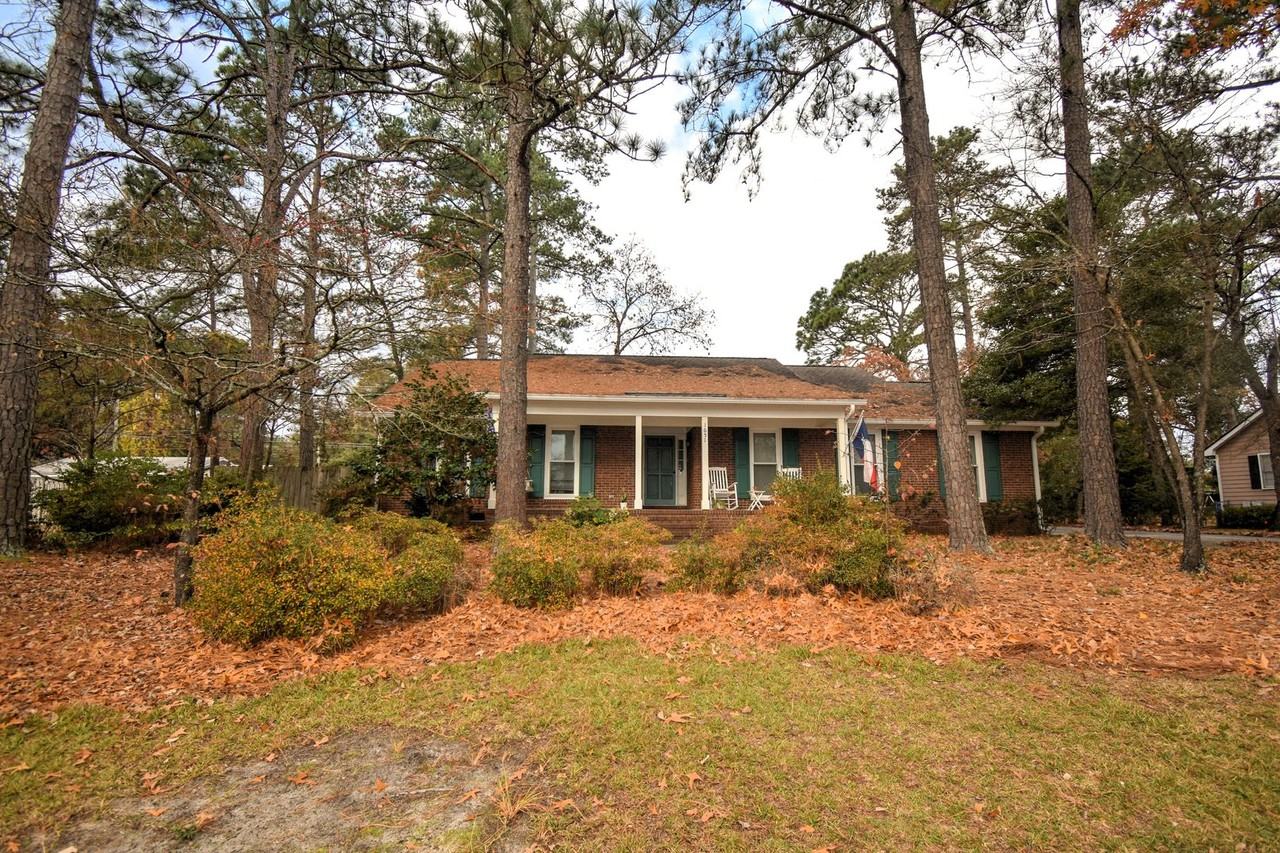 1651 Greenock Ave - Photo 2 of 29