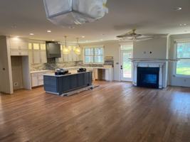 featured image of 800 Davis Lane